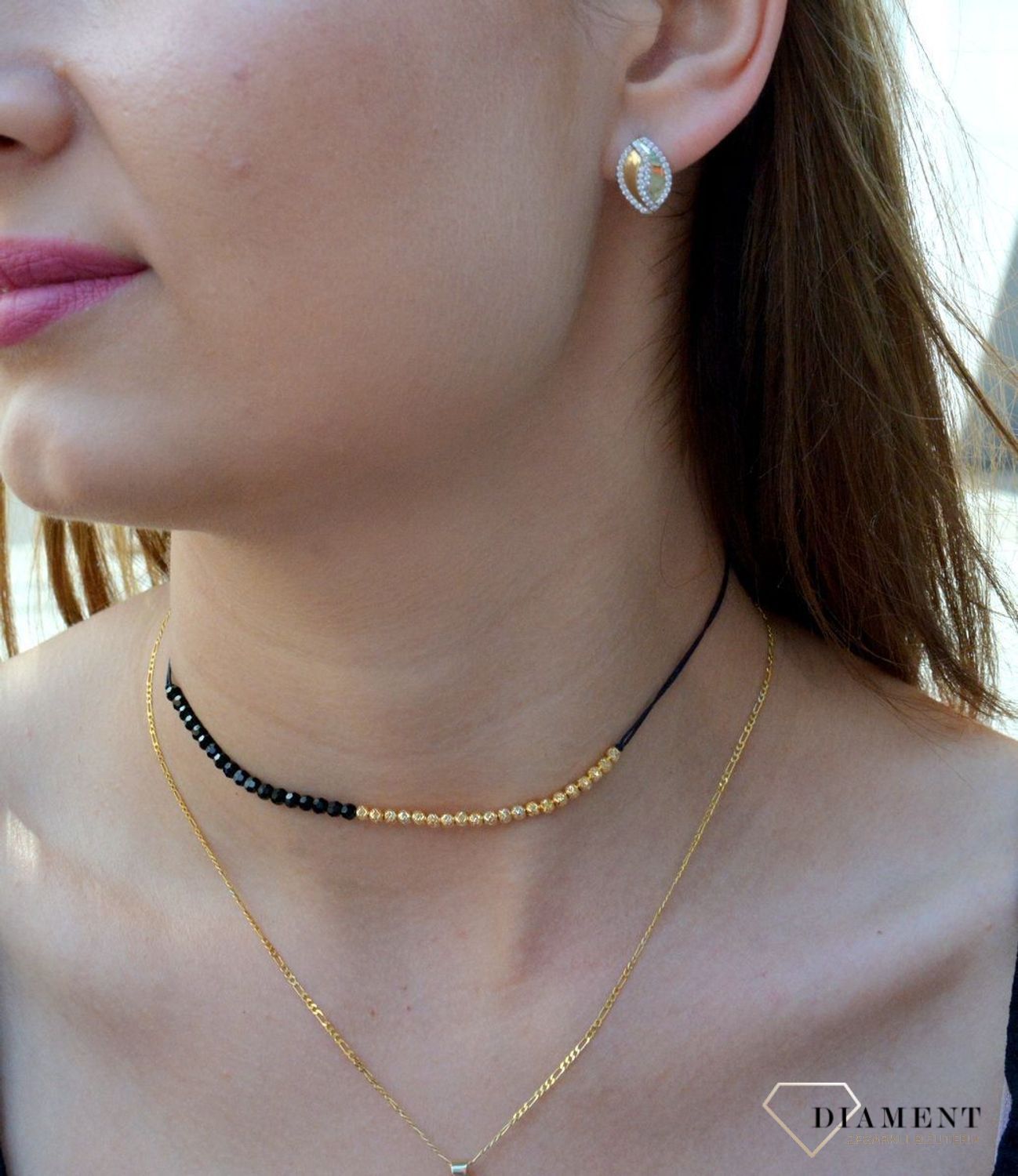 Kolczyki złote 333 ozdobione cyrkoniami KL 7357 333. Kolczyki złote z cyrkoniami. Złote kolczyki damskie. Kolczyki próby 333. Kolczyki złote klasyczne. Kolczyki idealne na prezent. Kolczyki dla ukochanej..jpg